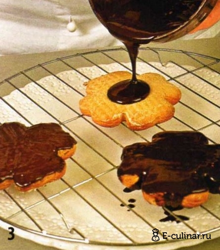 Имбирное печенье с шоколадом - фото шага 3