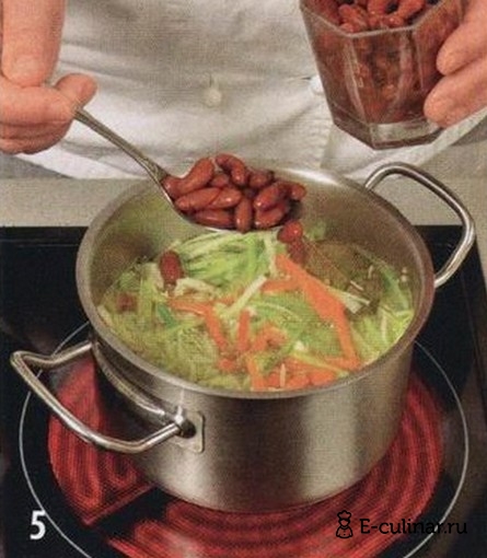 Лёгкий овощной суп с фасолью - фото шага 5