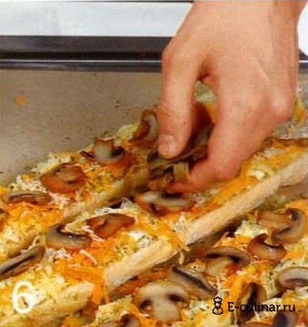 Пицца «4 сыра» с грибами - фото шага 6