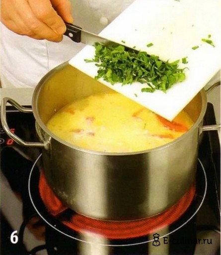 Сливочный суп с красной рыбой - фото шага 6
