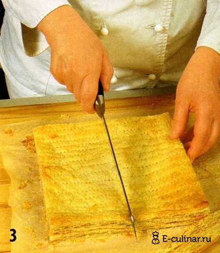 Слоеное пирожное с медовым кремом - фото шага 3