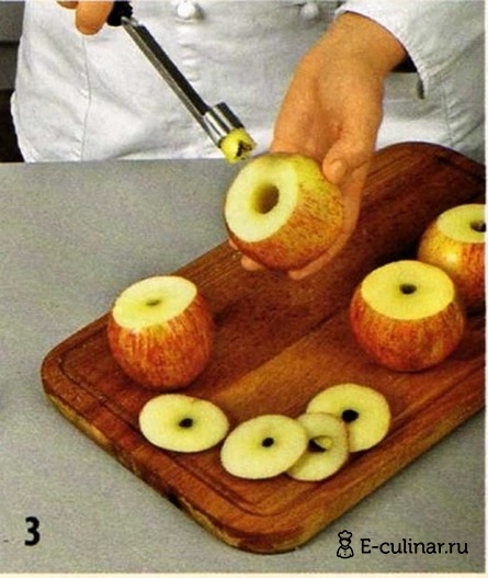 Яблочный десерт с миндалем и вишнями - фото шага 3