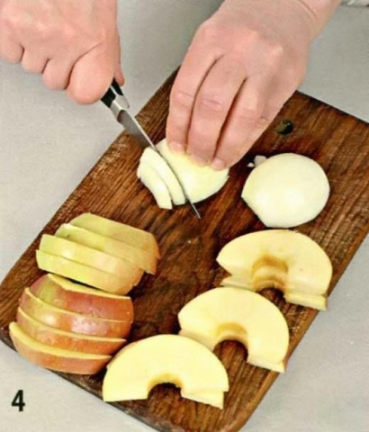 Закуска из селедки с яблоками - фото шага 4