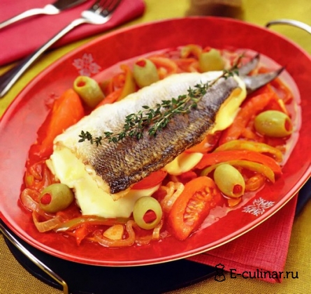 Готовое блюдо Рыба в овощном соусе