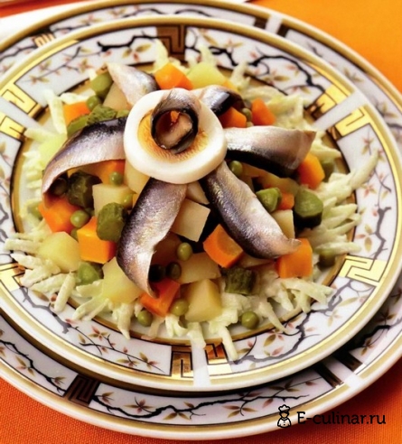 Готовое блюдо Салат с килькой