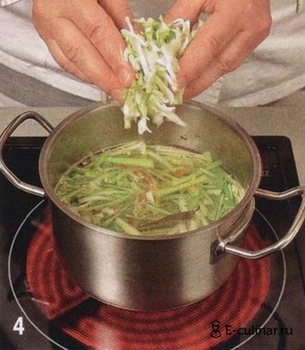 Лёгкий овощной суп с фасолью - фото шага 4