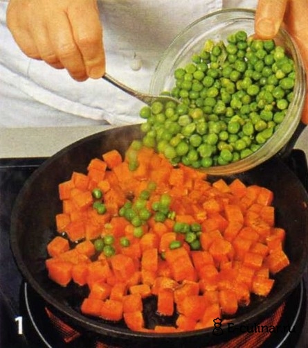 Морковь с зелёным горошком в молочном соусе - фото шага 1