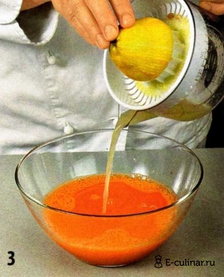 Напиток морковный с лимоном и медом - фото шага 3