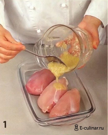 Салат из курицы маринованной в имбире - фото шага 1