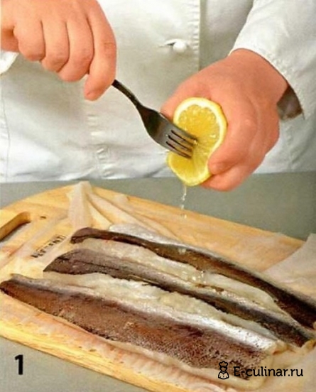 Шашлык из рыбы под сыром - фото шага 1