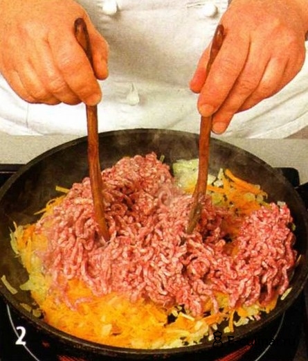 Закуска из лаваша с мясным фаршем - фото шага 2