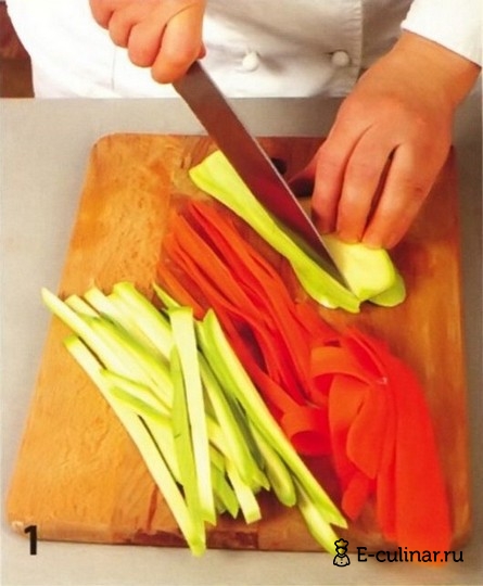 Запеканка из кабачков с морковью - фото шага 1