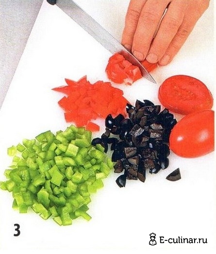 Зеленый перец с овощной начинкой - фото шага 3