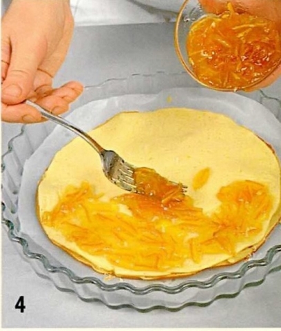 Блинный торт с апельсиновым джемом - фото шага 4