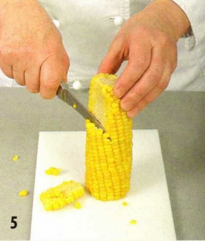 Борщ с кукурузой и копченым мясом - фото шага 5