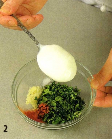 Креветки в йогуртовом соусе - фото шага 2