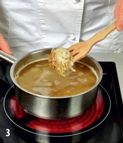 Суп с фасолью и печеными сосисками - фото шага 3